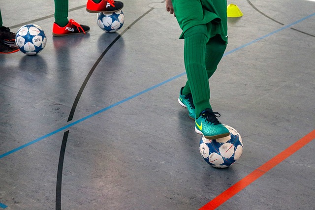 单背后的故 单背后的故